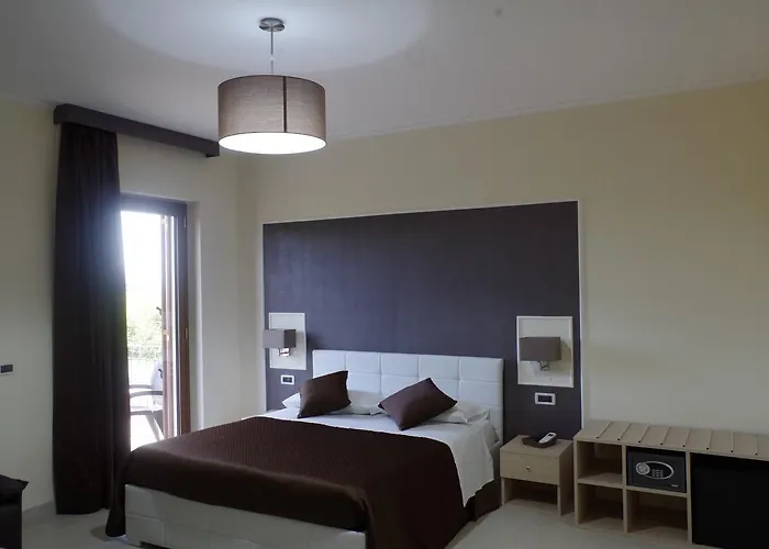 Valentina Bed & Breakfast 4*